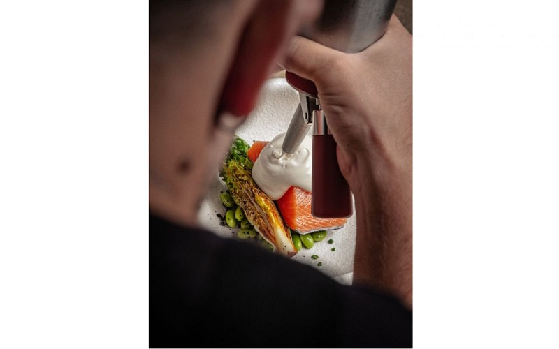 3208a94e-0259-4c16-b276-deecb190b66c_TS_1440x900