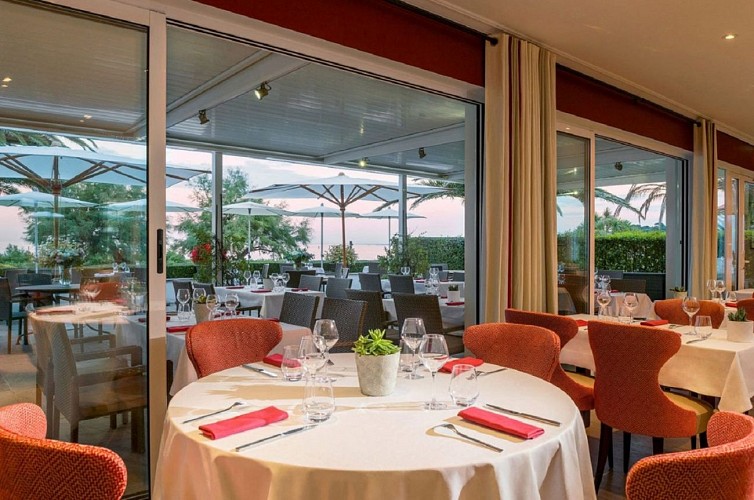 Restaurant-Ilura-saintjeandeluz-1-1280x850