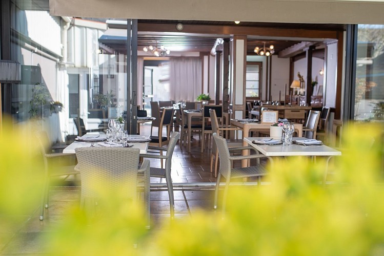 Restaurant Chez Germaine - Salle 3 - GEUS D'OLORON (©ROGER Caroline) - DI