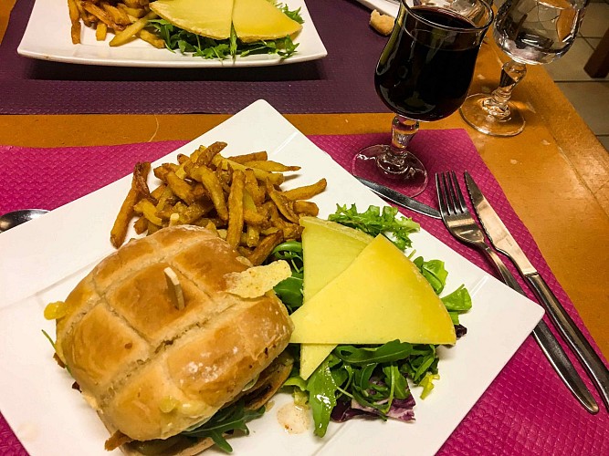 IMG-1399-86a7c4ebf48549869e2076790d430c14