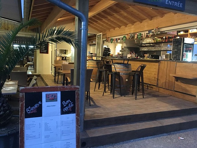 RestaurantBizi-Bar