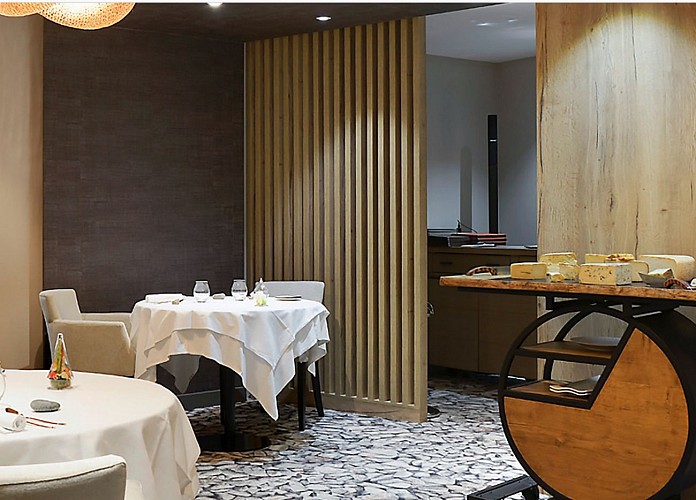 Restaurant Arraditz - Lescar - tables rondes