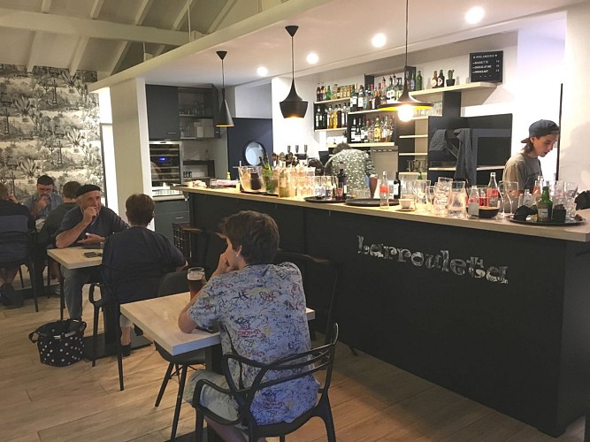 larrouleta-salle-restaurant-urrugne