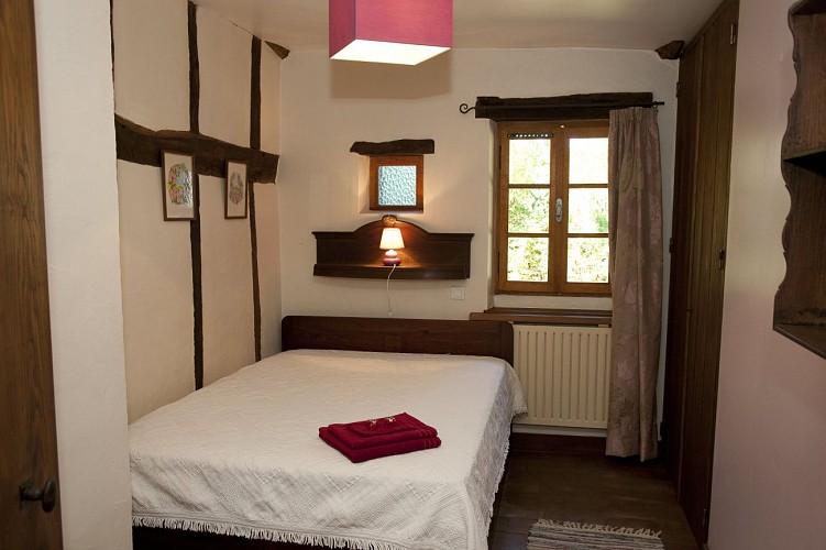 SarrailhdeGaranx-Chambre1-Pouillon