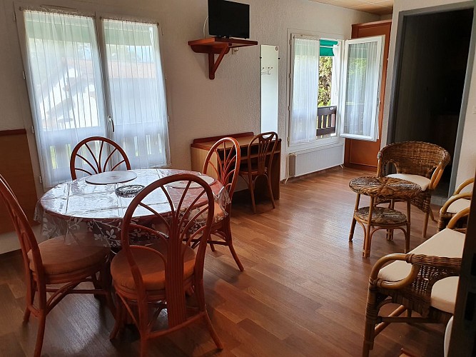 Salle à Manger Nénuphars (3)