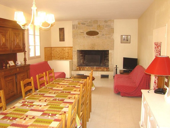 HLOAQU047FS000G5_THEZAC_salonséjour