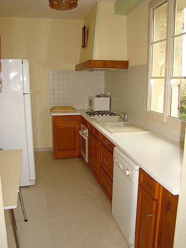 HLOAQU047FS000G5_THEZAC_cuisine