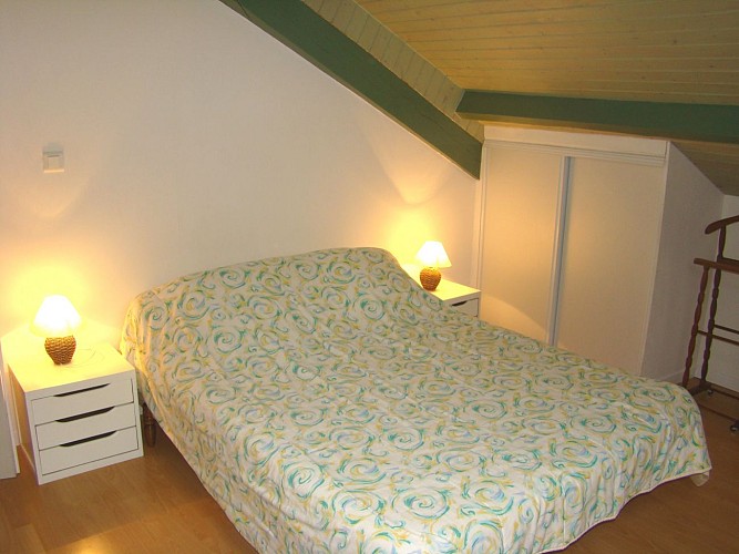 HLOAQU047FS000G5_THEZAC_chambre5