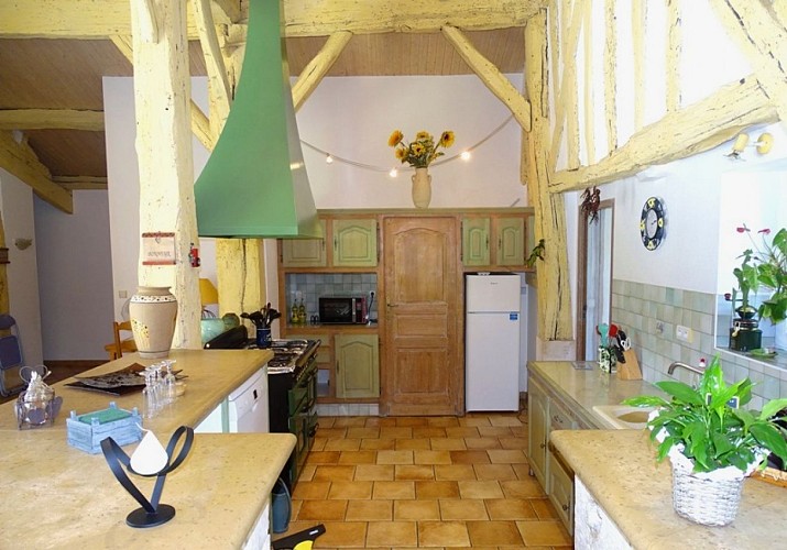 HLOAQU047FS000G8_grande8