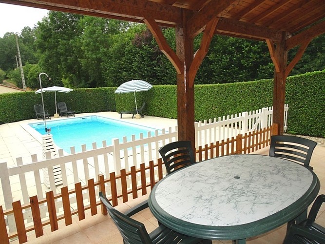 HLOAQU047FS000H3_grande2