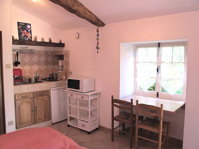 HLOAQU047FS003M7_REFCDT027_coincuisinerepas