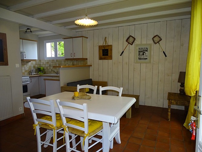 HLOAQU047FS002US_grande2