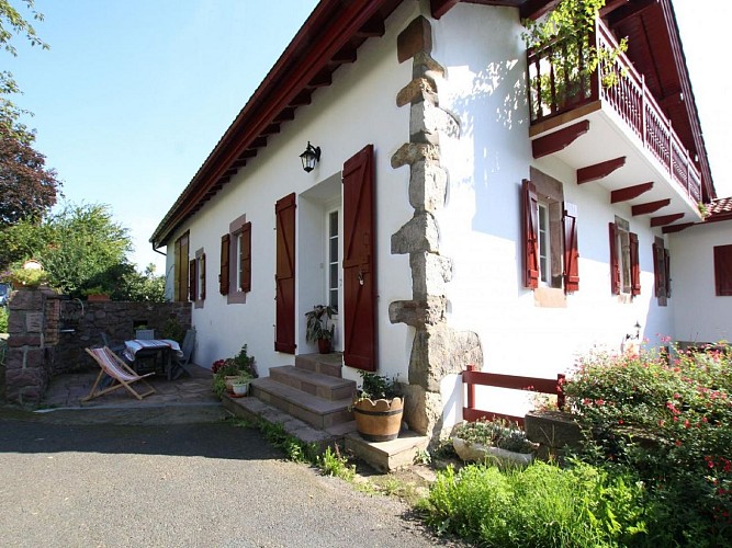 Appartement Biscar - Entrée location - St Etienne de Baigorry