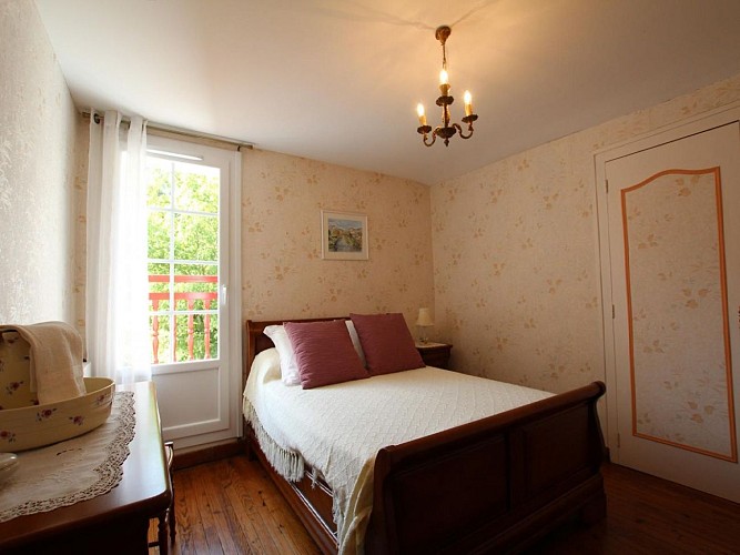 Appartement Biscar - Chambre lit double - St Etienne de Baigorry