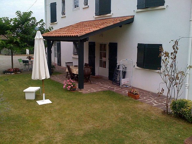 Location Parisot - Jardin - St Jean Pied de Port