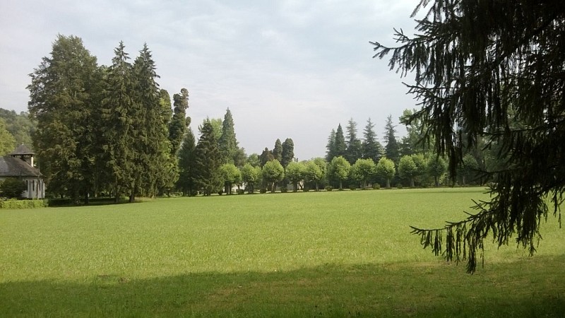 Résidences de Saint-Christau - Parc VI (Béatrice Jaury)