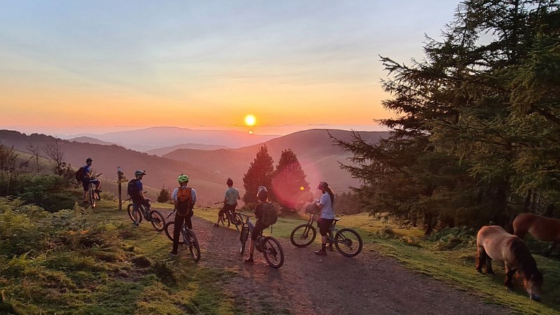 liluakvtt_sunset_urr