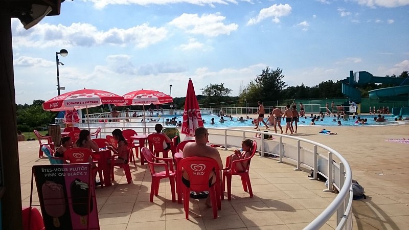 Base aquatique communautaire de Nieuil-l'Espoir-kiosque