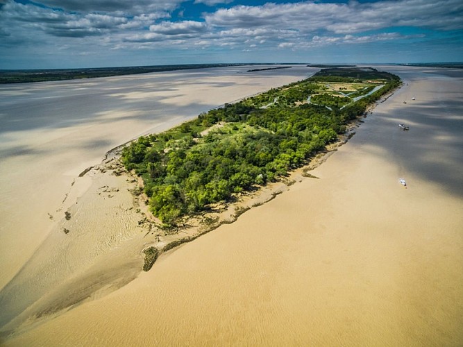 ile-nouvelle-estuaire-gironde-blaye-800x600--nous-autres-2