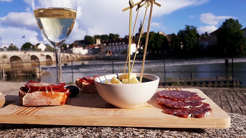 34307608_919774688229798_8122169046662643712_n