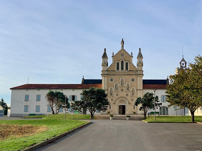 notre-dame-refuge-anglet-02