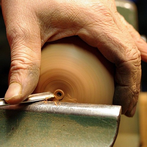 Jean-Louis Janavel : Tourneur sur bois