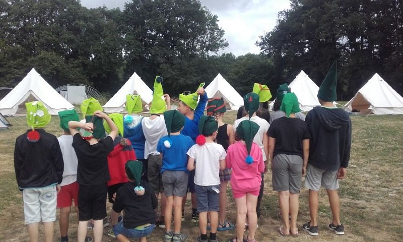 Les sabots de laine à Saint-Hilaire-Bonneval