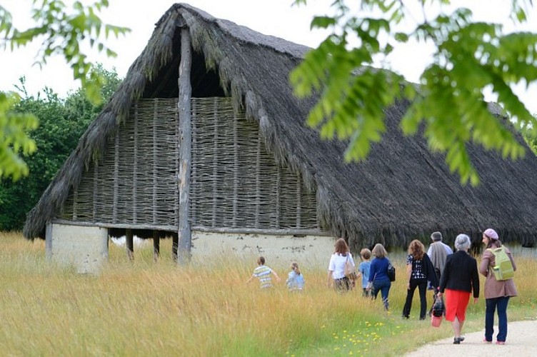 7. Reconstitution d'une maison néolithique