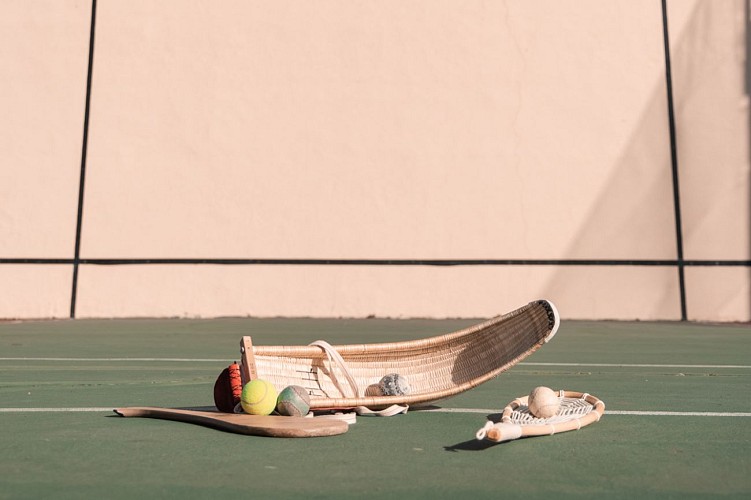 Initiation à la Pelote Basque avec Oihan