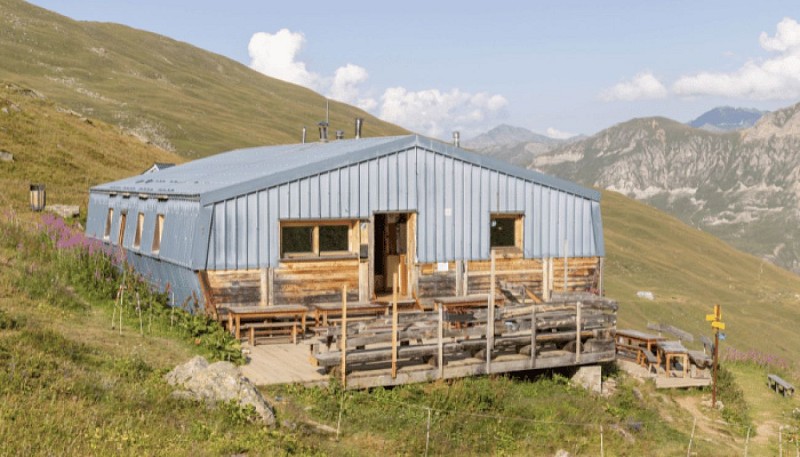 Refuge des Aiguilles d'Arves