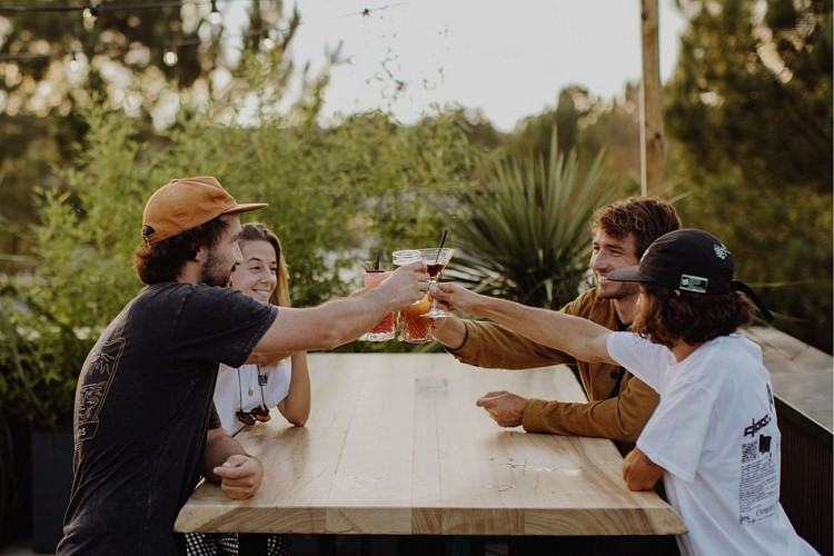 OT Hossegor - HEJMO - hejmo-hossegor-lieu-de-vie-terrasse-restaurant-bar-ambiance-9