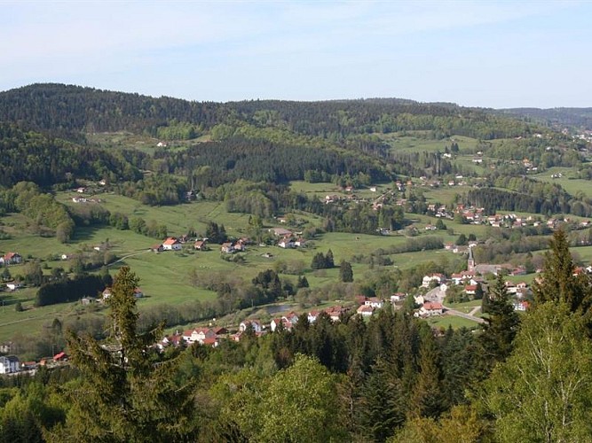 MAISON AU PETIT PETONFAING