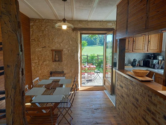 6_Gîte Adorei acces terrasse