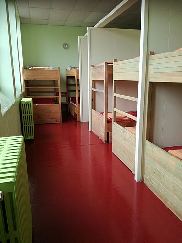 Dortoir gîte étape Athez Anost