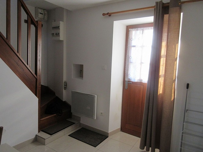 Entrée RDC Corchanu Chassey le Camp Bourgogne