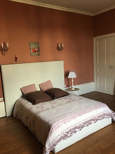Chambre rose lit 140