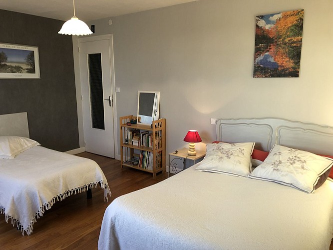 Ferme du Tilleul 71 - Chambre sérénité - Côté Tilleul