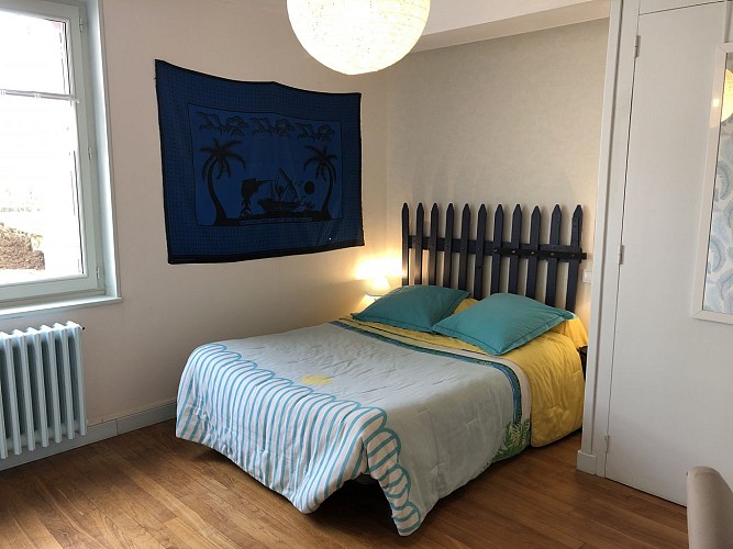 Ferme du Tilleul 71 - Chambre bleue - Côté ferme