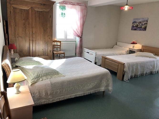 Ferme du Tilleul 71 - Grande chambre familiale