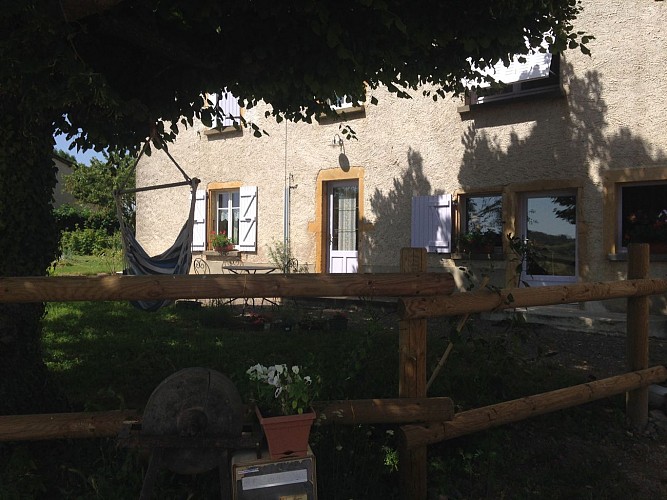 Ferme du tilleul 71 - A l'ombre du tilleul