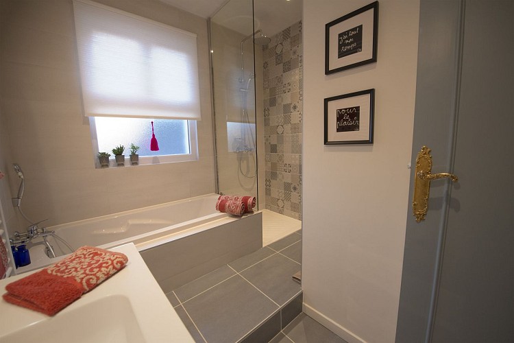 Chalon---Opus-14---Salle-de-bains---Meuble-de-tourisme---2020--2-