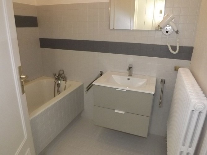 Gîte La Romaine - Salle de bain