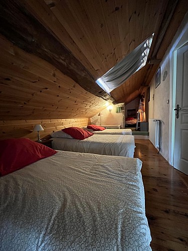 Chambre 4 personnes 1er étage