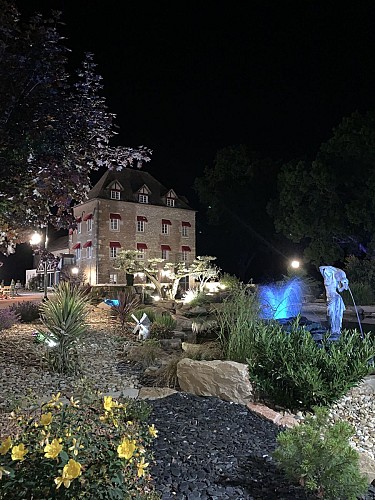 Le_Moulin_d'Hauterive_nuit