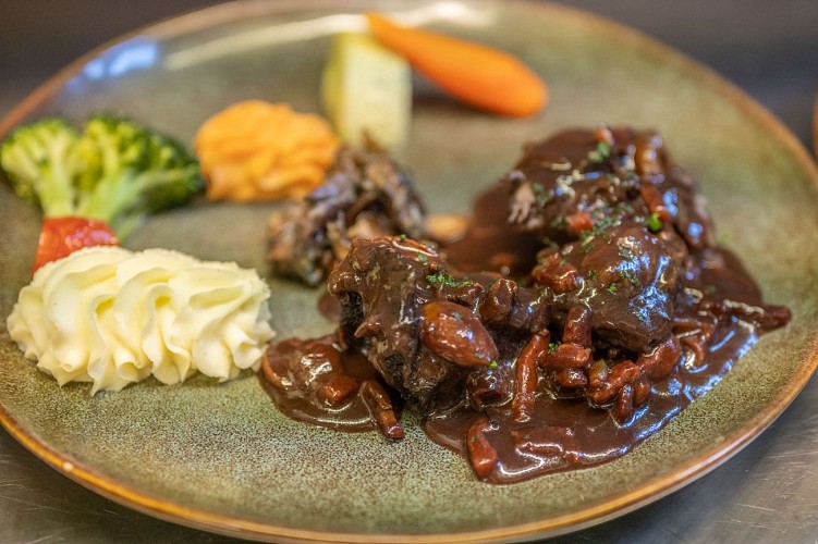 boeuf_bourguignon_restaurant_le_chateaubriant