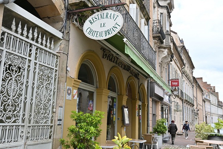 Devanture Restaurant Chateaubriant