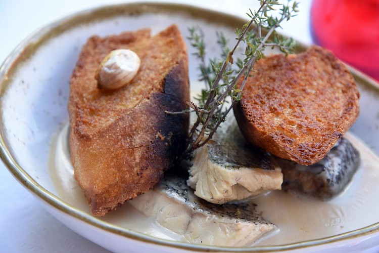 Hostellerie Bourguignonne pôchouse