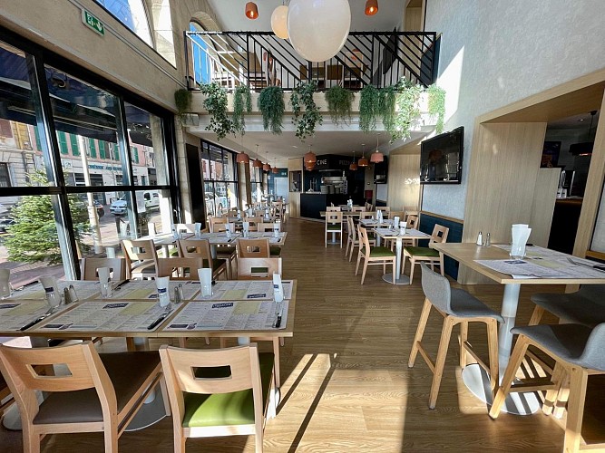 intérieur coté place poissonnière