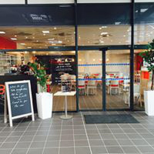 Interieur-Bistrot-du-marche-n-2