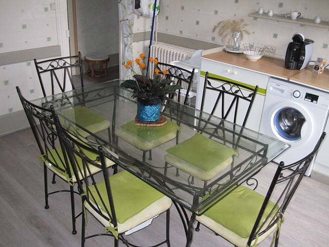CUISINE EQUIPEE